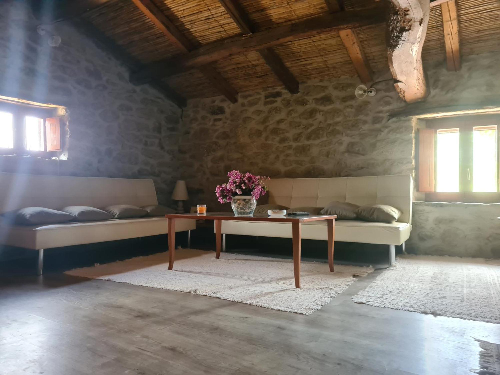 Villa Casa Di Pietra Usellus Esterno foto